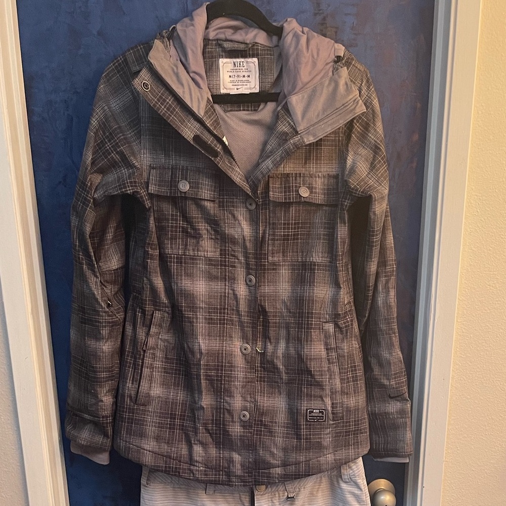 Nike snowboard ski coat winter jacket